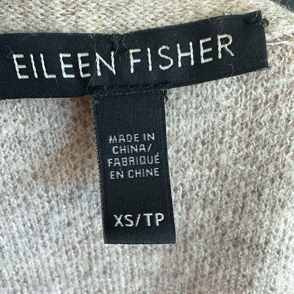 Eileen Fisher 100% Merino Wool Collarless Cardigan Jacket XS - Picture 3 of 4